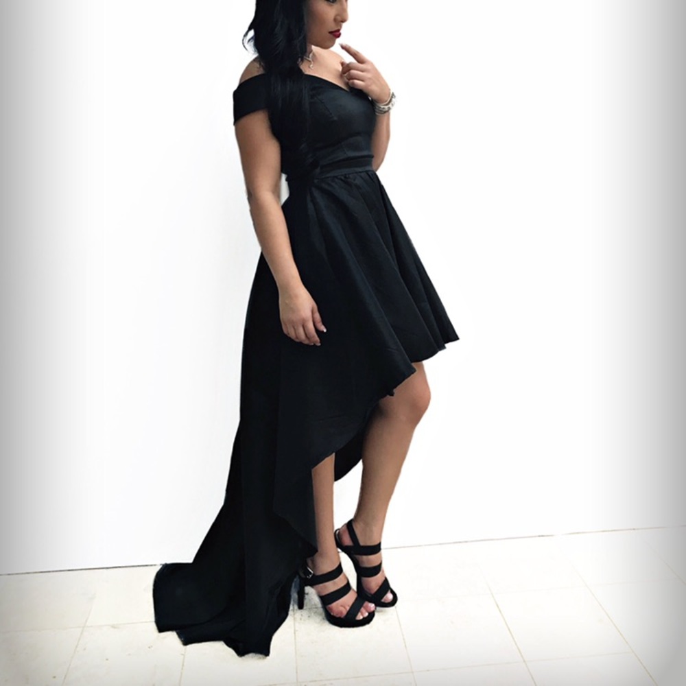 Dress - Picture 2 of 2